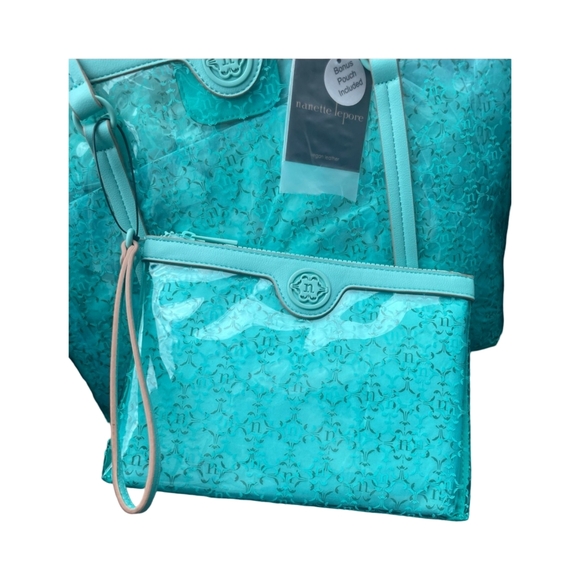 Nanette Lepore NWT Clear Aquatic Blue Logo Maxine Tote bag with Wristlet - Picture 2 of 11